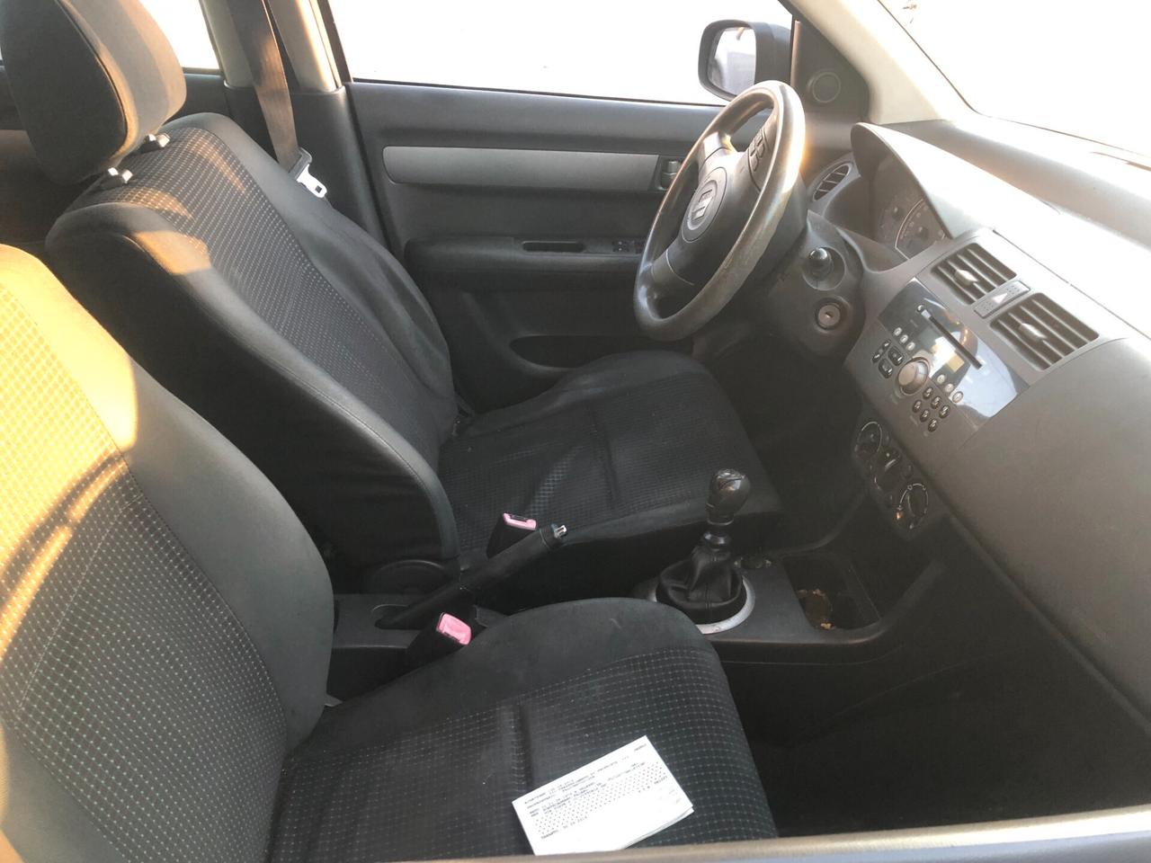Suzuki Swift 1.3 DDiS 5p. GL