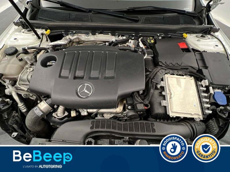 Mercedes-Benz CLA COUPE 200 D PREMIUM 4MATIC AUTO