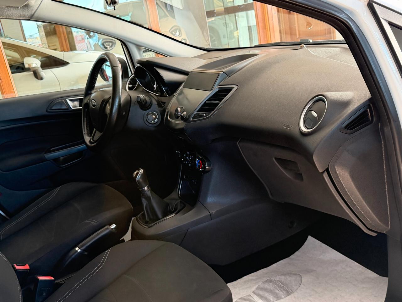 Ford Fiesta 1.5 TDCI 95 cv. 5 porte PLUS (Autocarro 4 posti N1)