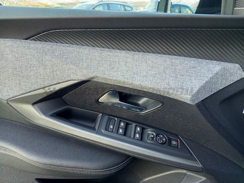 Peugeot 3008 3008 1.2 hybrid Allure 145cv e-dcs6