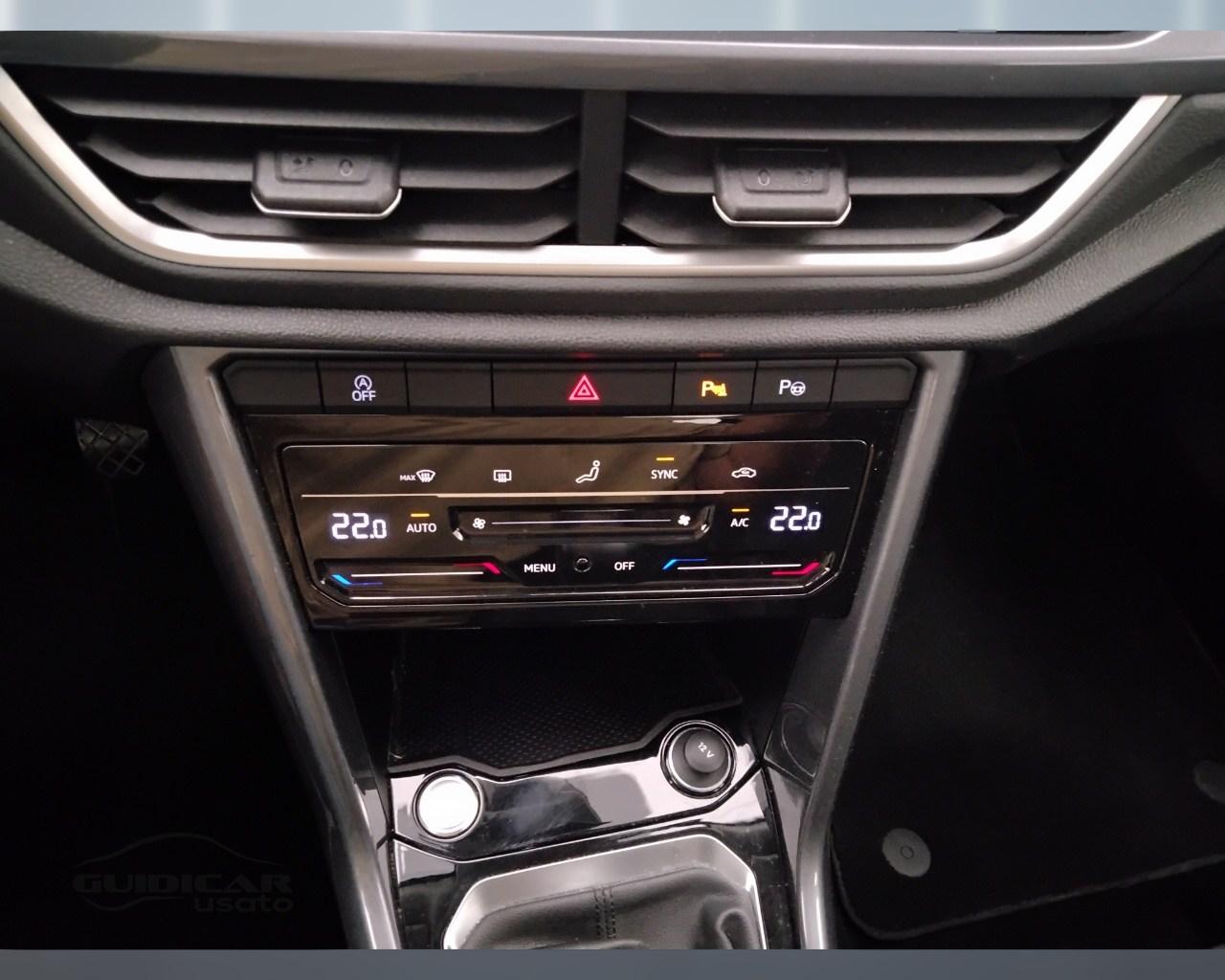 VOLKSWAGEN T-Roc I 2022 - T-Roc 1.0 tsi Style 110cv