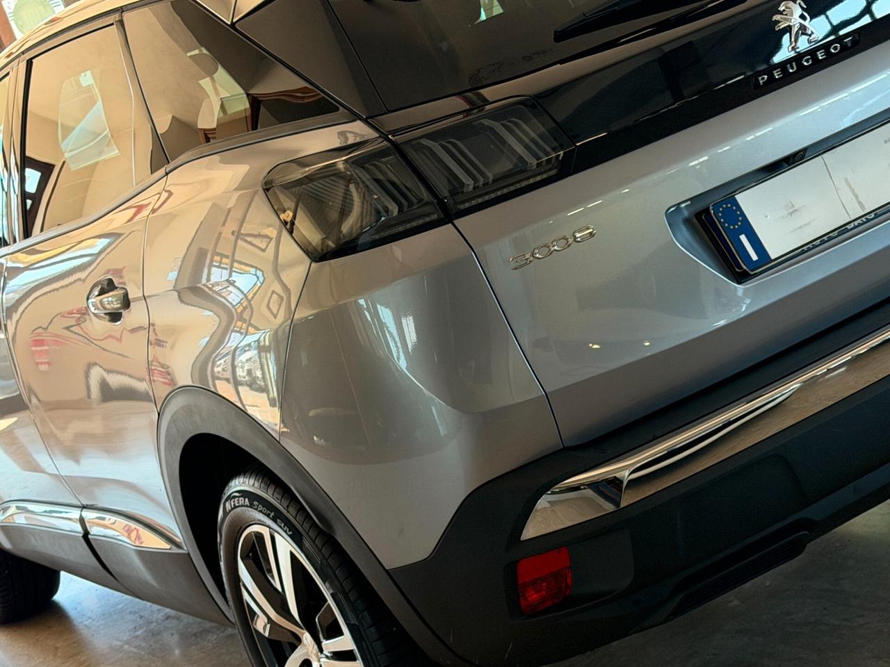 Peugeot 3008 1.5 BLUEHDI 130 cv. AT8 ALLURE PACK (Nav)