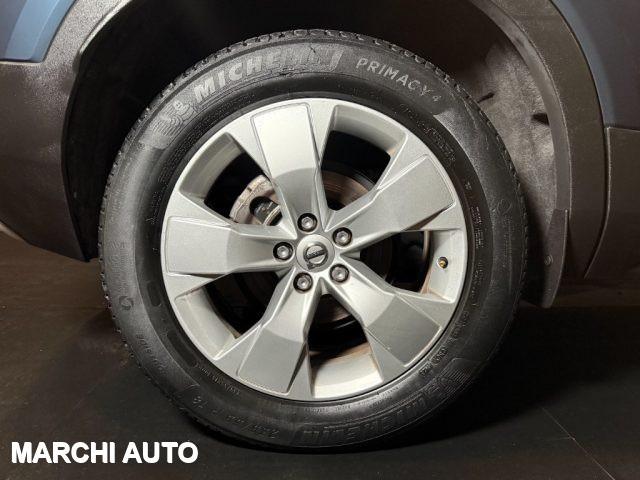 VOLVO XC40 T2 Momentum Pro