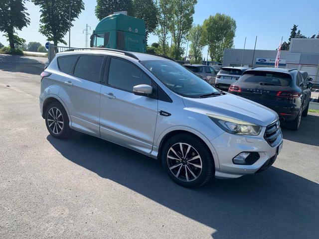 FORD Kuga 1.5 TDCI 120 CV S&S 2WD ST-Line