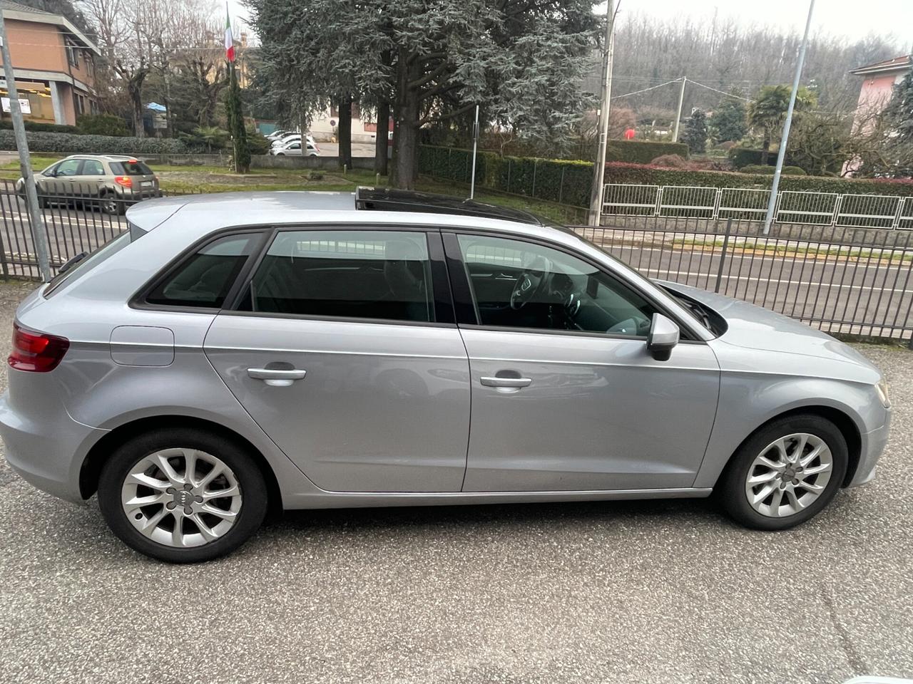 Audi A3 III Sportback 2.0 tdi Ambition Tetto 150cv E6