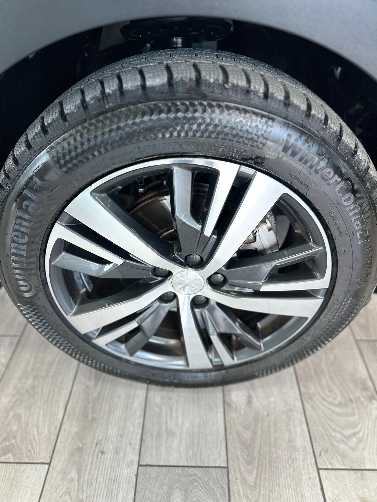 Peugeot 3008 BlueHDi 1.5 130cv S&S Allure