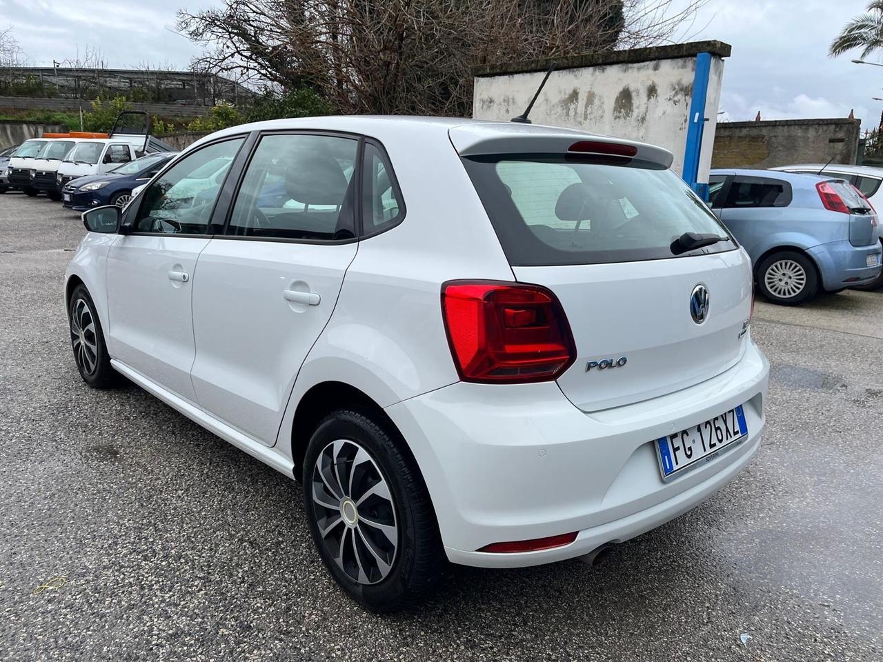 Volkswagen Polo 5P-1.4 tdi DSG-full-2017