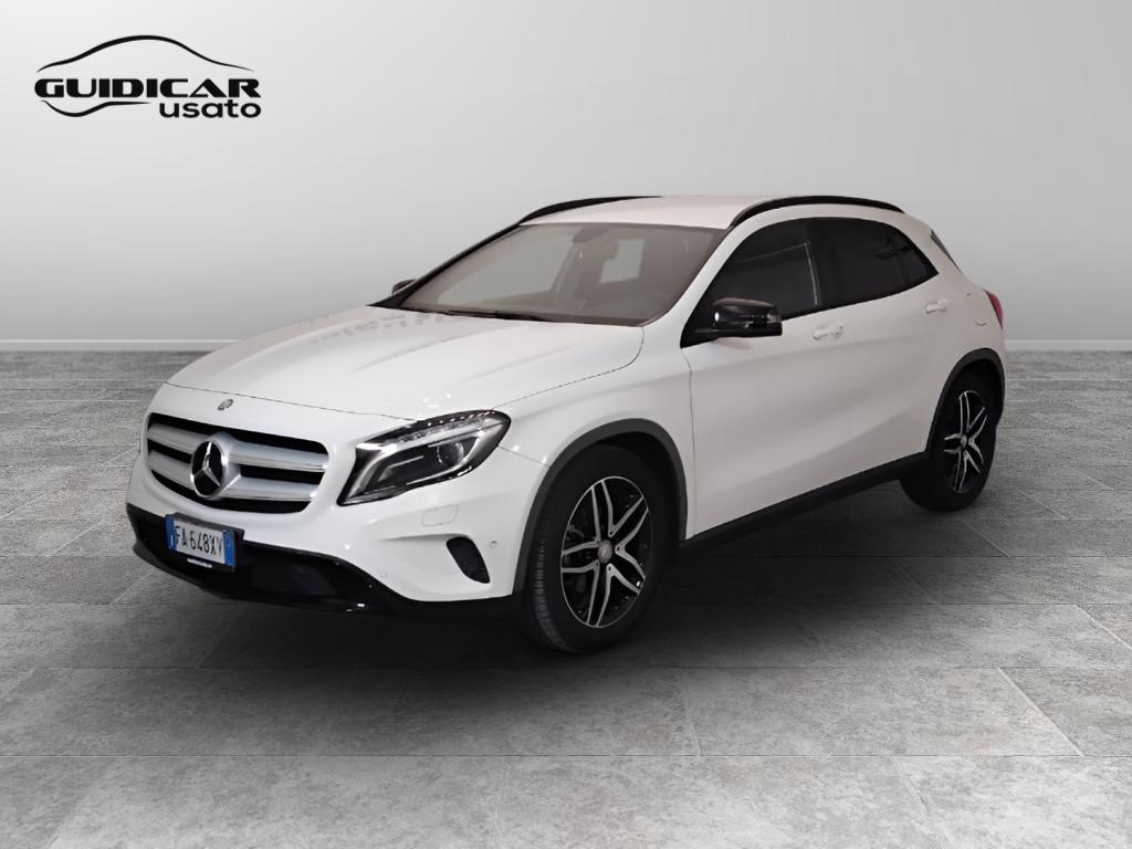 Mercedes-Benz GLA-X156 2014 - GLA 220 d (cdi) Sport 4matic 170cv auto