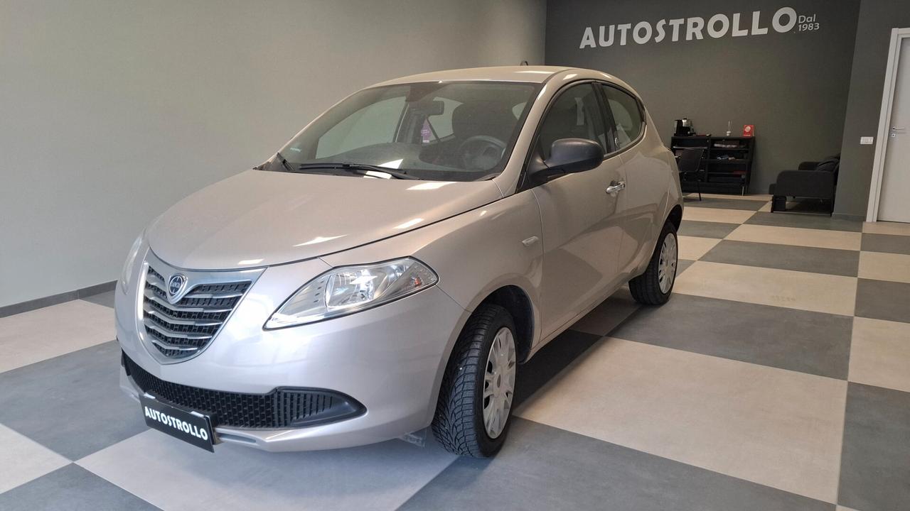 Lancia Ypsilon 0.9 TwinAir 85 CV 5 porte Metano Ecochic Gold