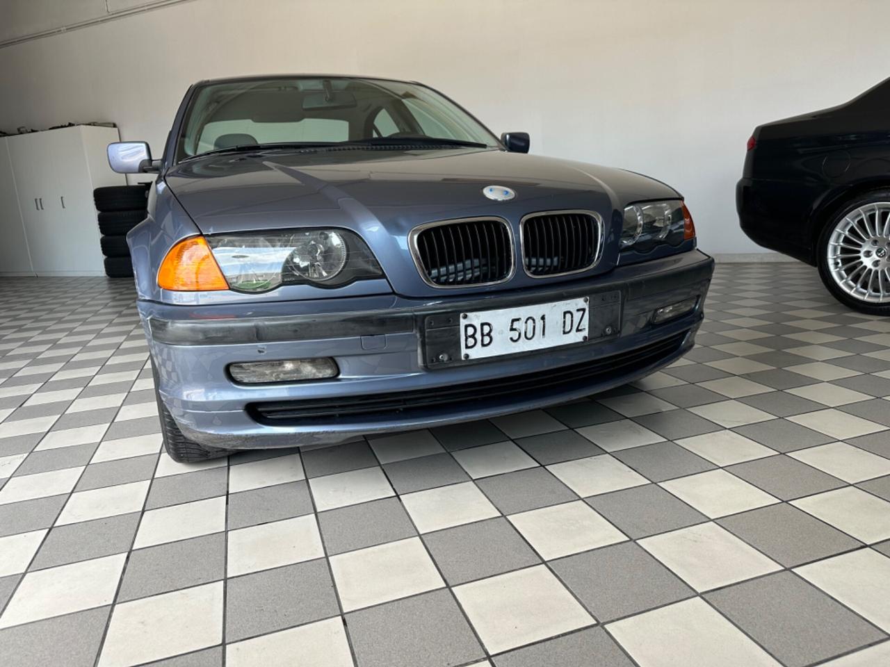 Bmw 318i cat 4 porte UNICO PRORIETARIO