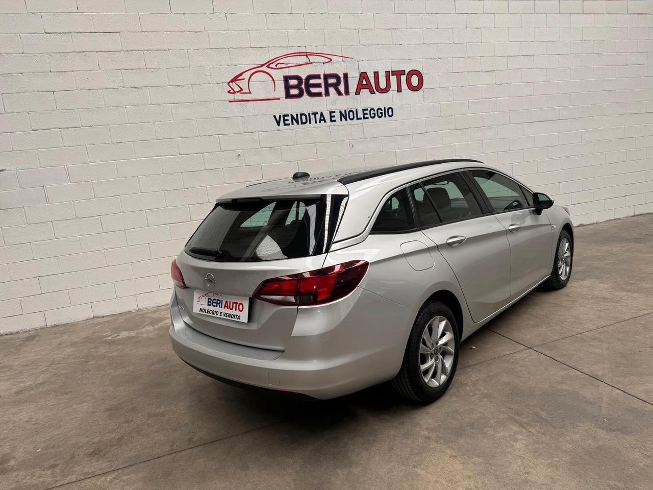 Opel Astra cambio automatico Sports Tourer Business