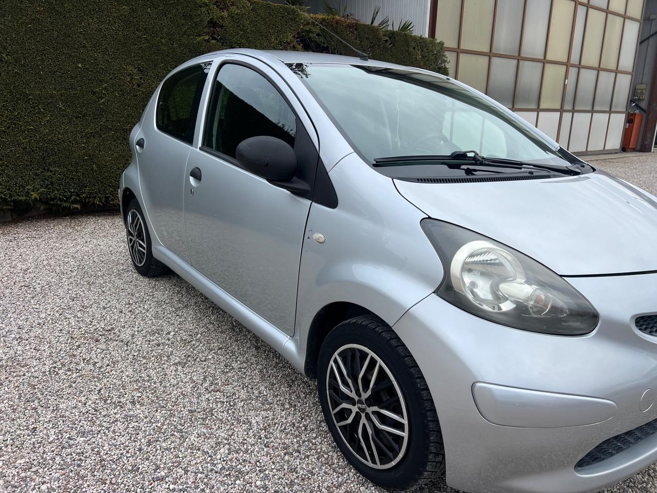 Toyota Aygo 1.0 12V VVT-i 5 porte Now