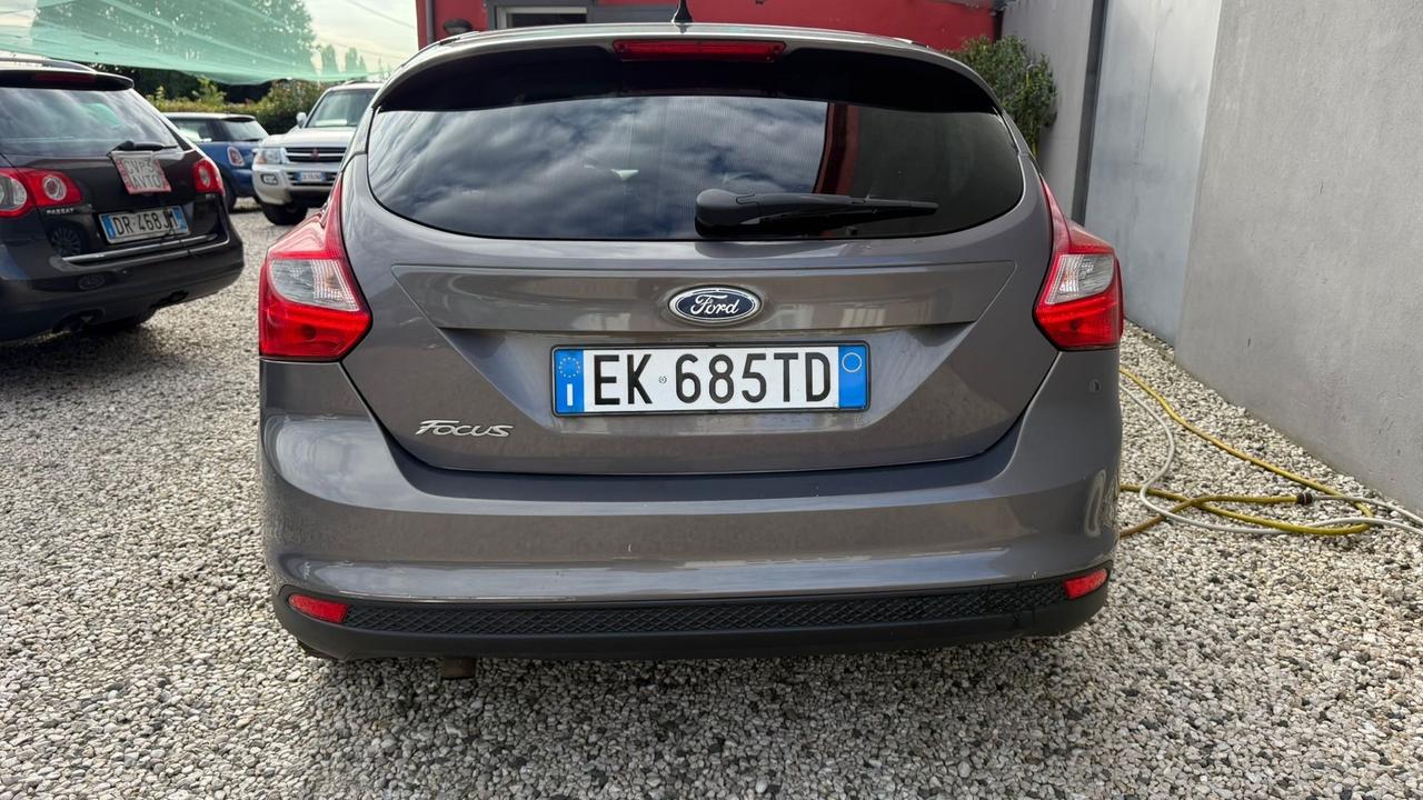 Ford Focus 1.6 TDCi (110CV) 5p. Tit. DPF
