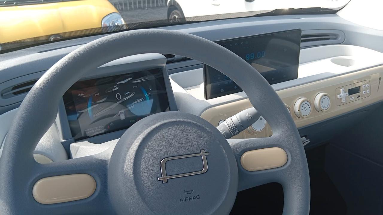 DESNER Y 300 MICROCAR ELETRIC