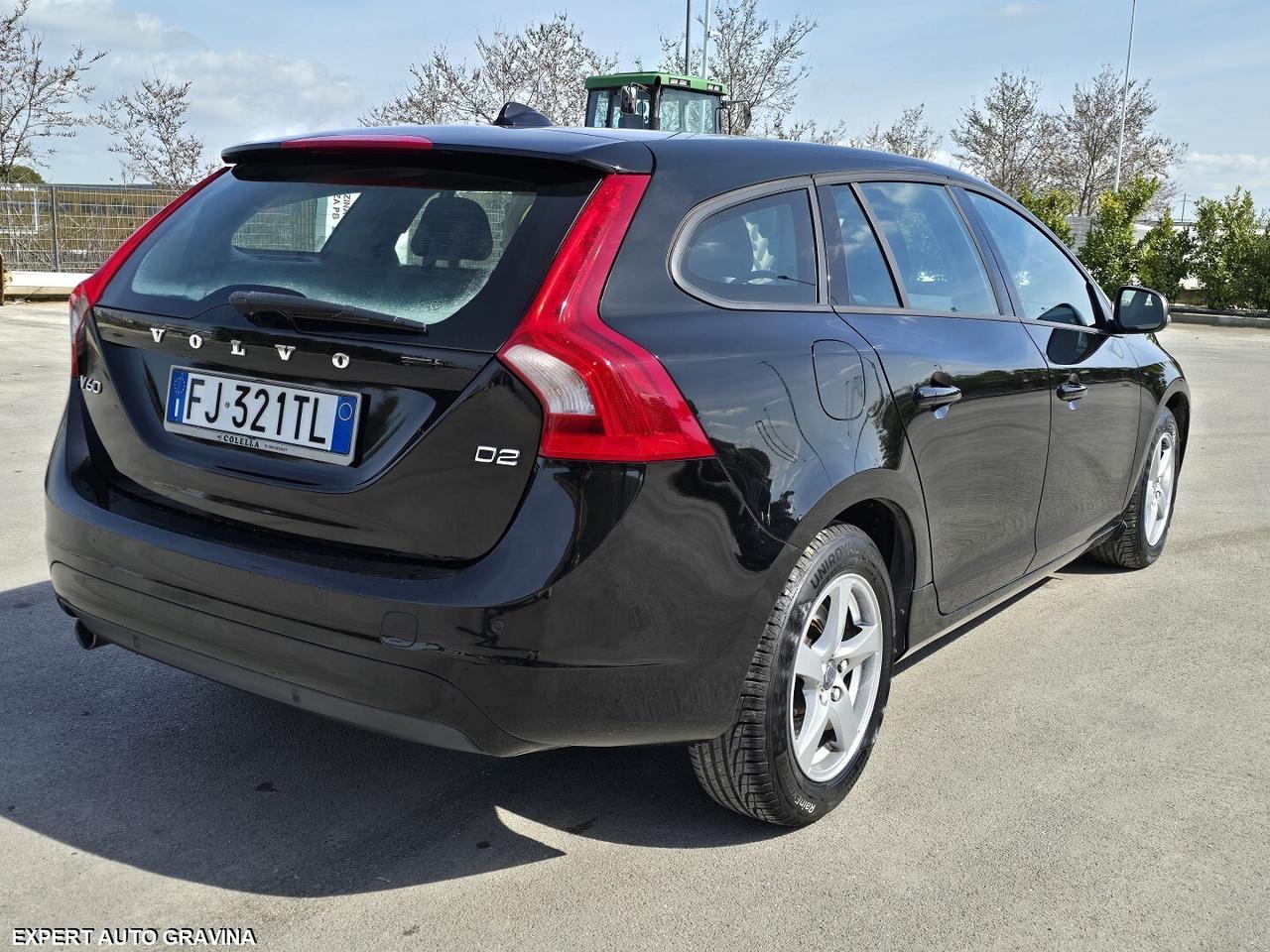 VOLVO V60 D2 2.0cc 120cv