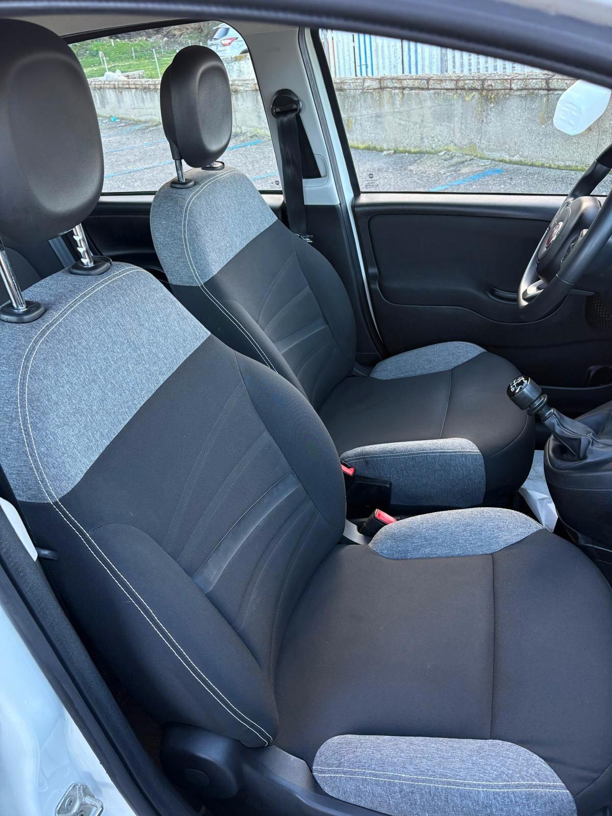 Panda 1.0 FireFly Hybrid City 5 Posti