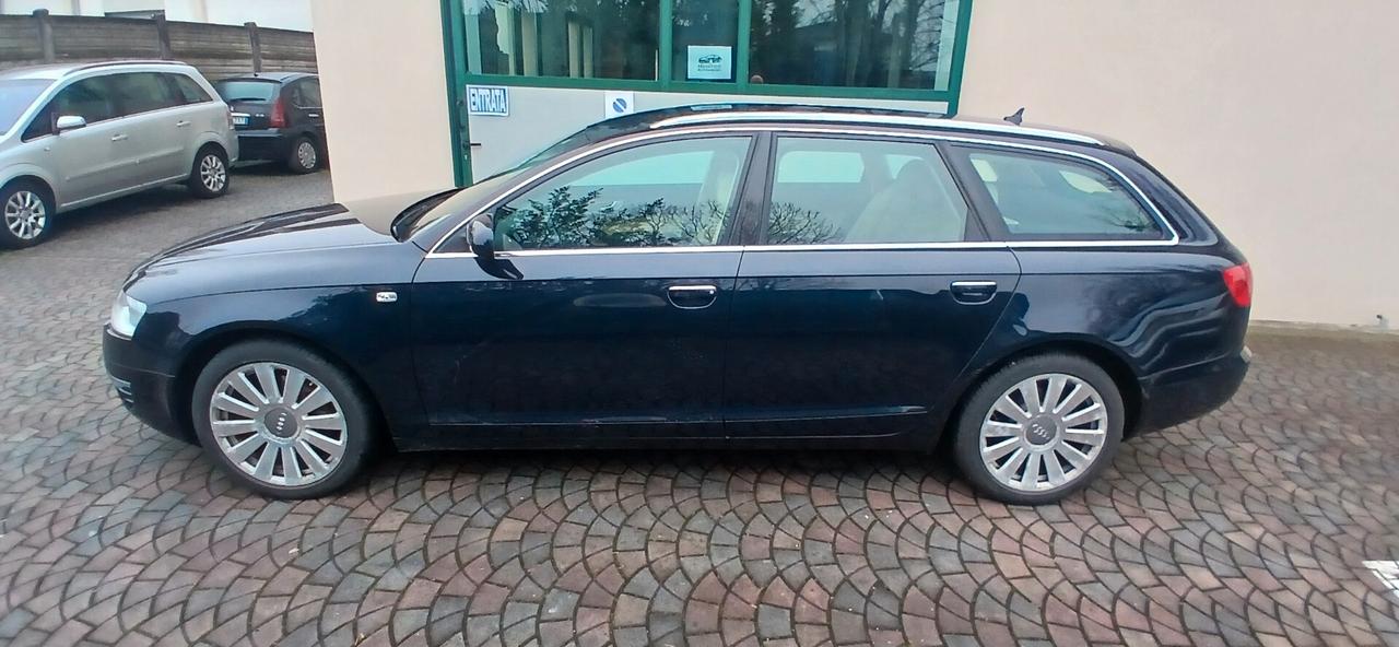 Audi A6 Avant 3.0 V6 TDI quattro tiptronic