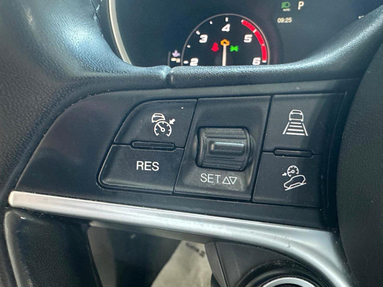 Alfa Romeo Stelvio 2.2 t Sport Tech rwd 160cv auto