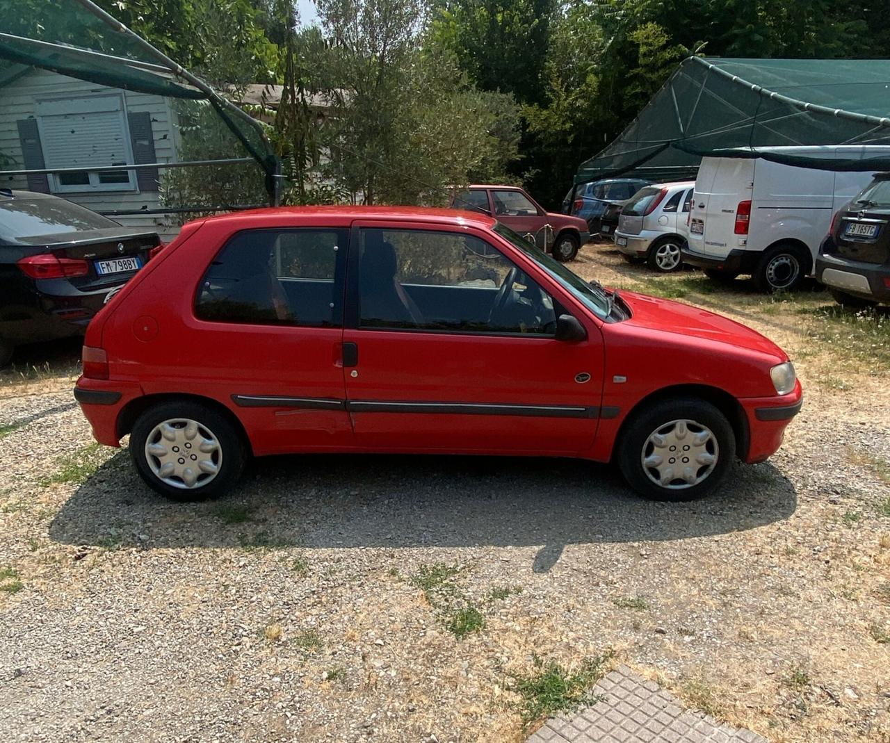 Peugeot 106 METANO OK NEOPATENTATI