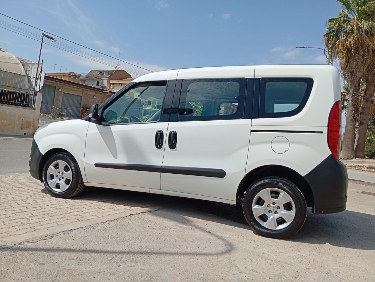 Opel Combo 1.6 MULTIJET 105 CV N1