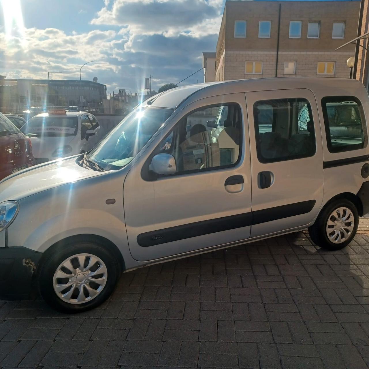 165.188KM NESSUN PROBLEMA KANGOO 1.2