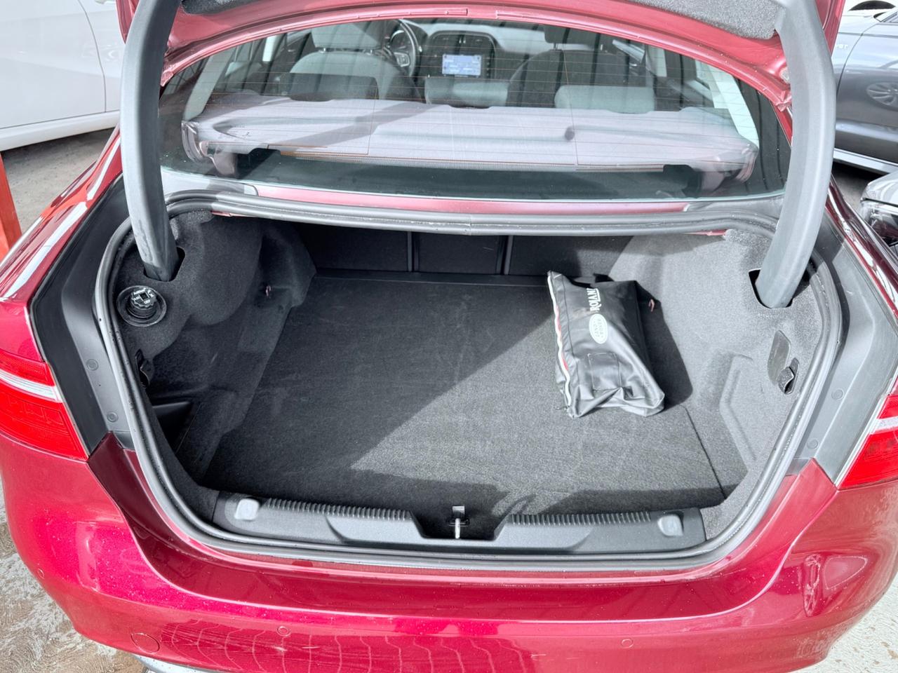 XE 2.0 D- Portfolio- (( 19 mila km-unipro )) -rate