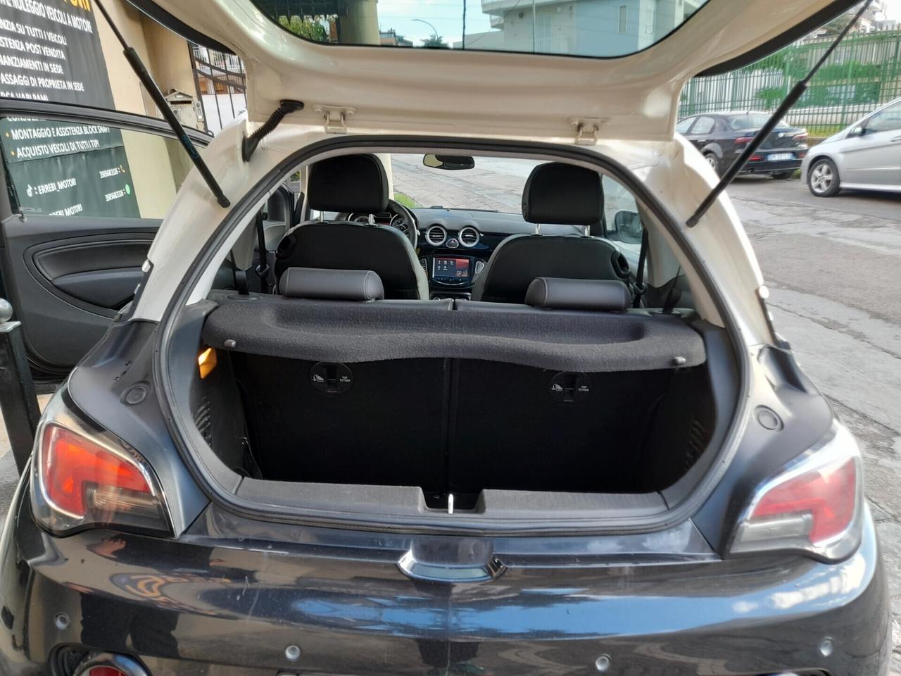 Opel Adam 1.4 87 CV GPL Tech Unlimited