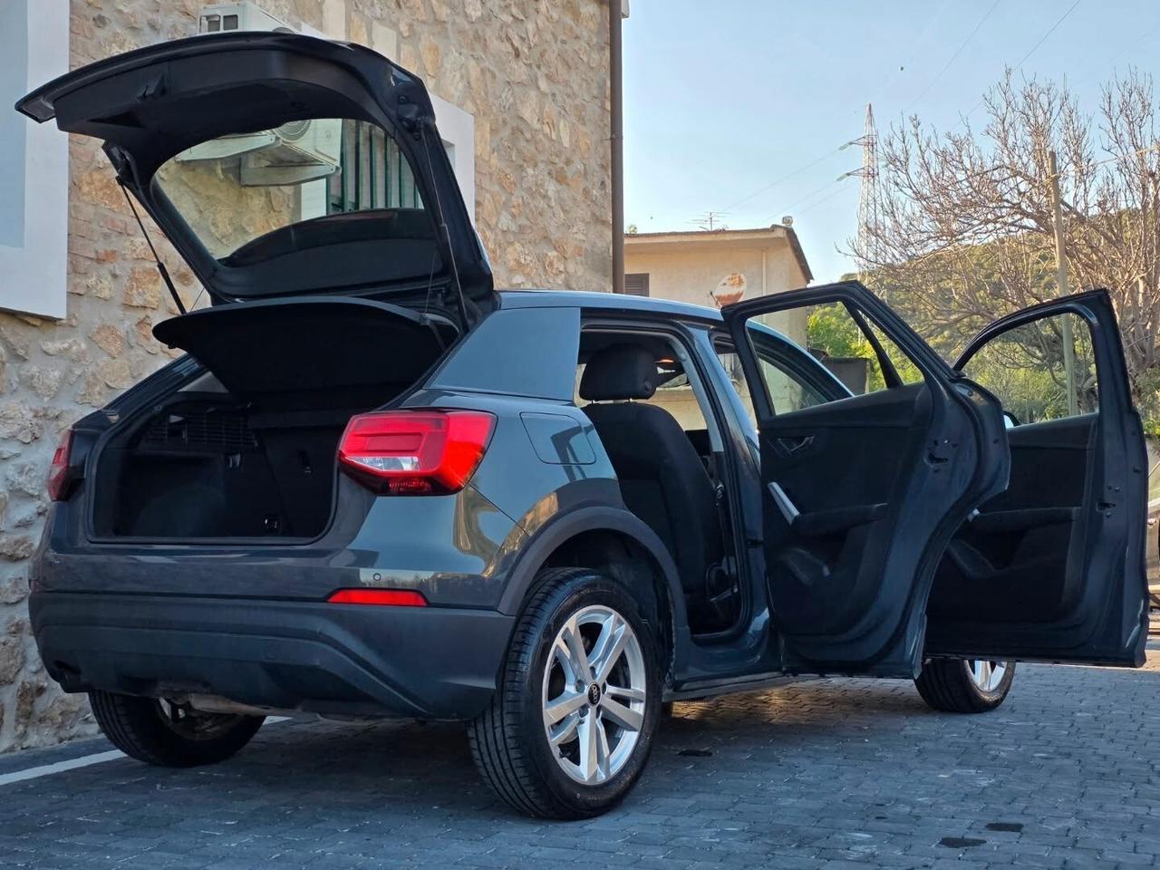 Audi Q2 1.6 TDI S tronic Business