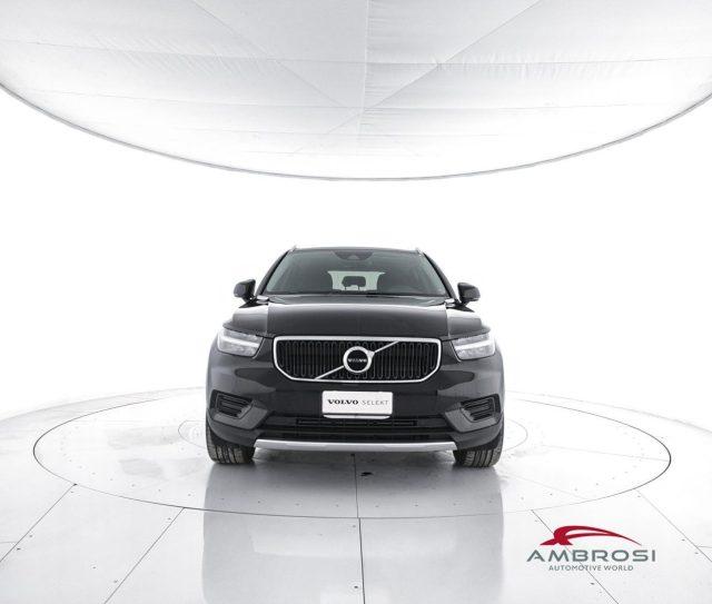 VOLVO XC40 T3 Geartronic Momentum