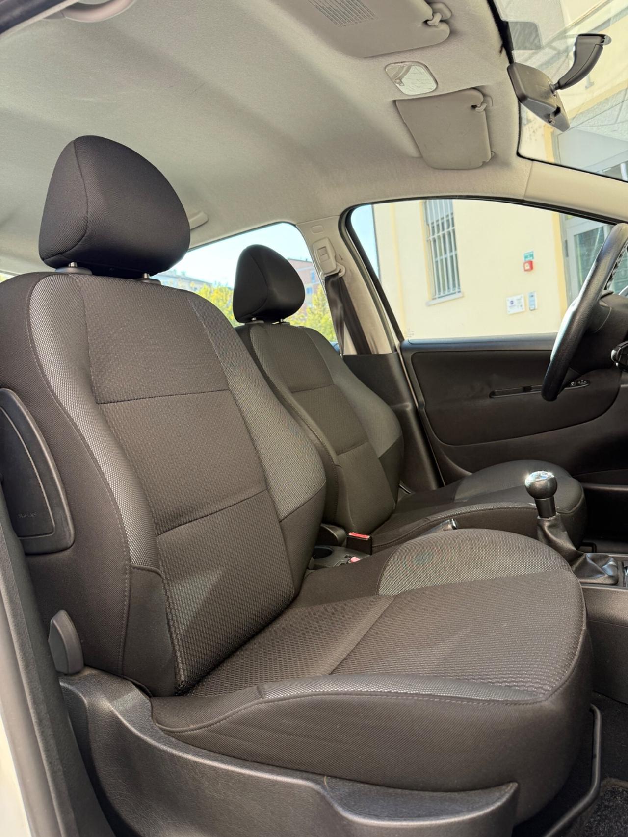 Peugeot 207 Plus 1.4 8V 75CV 5 porte