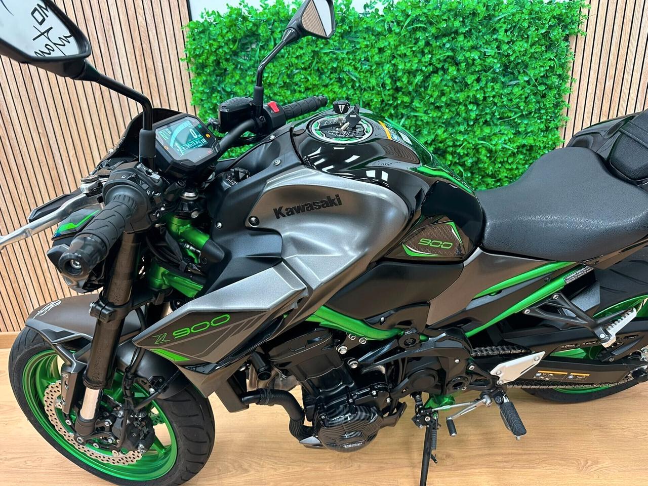 KAWASAKI Z900 Z 900 2024 13.000KM DA 119€ AL MESE
