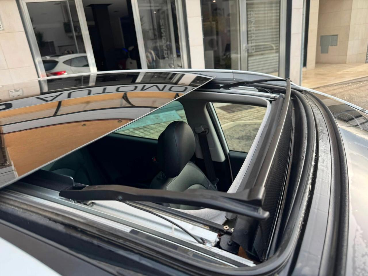 HYUNDAI IX35 1.7 CRDI 115 CV TETTO+NAVI+BIXENO+PELLE