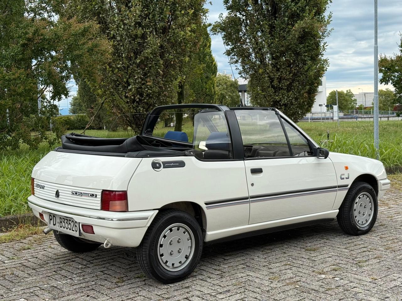 Peugeot 205 1.1i cat Cabriolet CJ