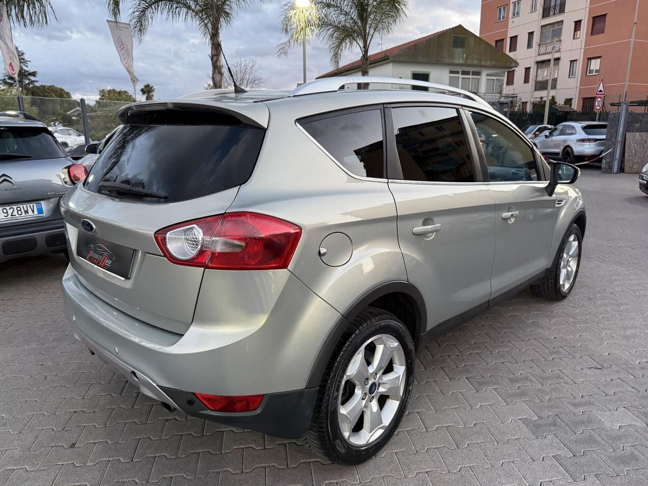 Ford Kuga 2.0 TDCi 136 CV Titanium
