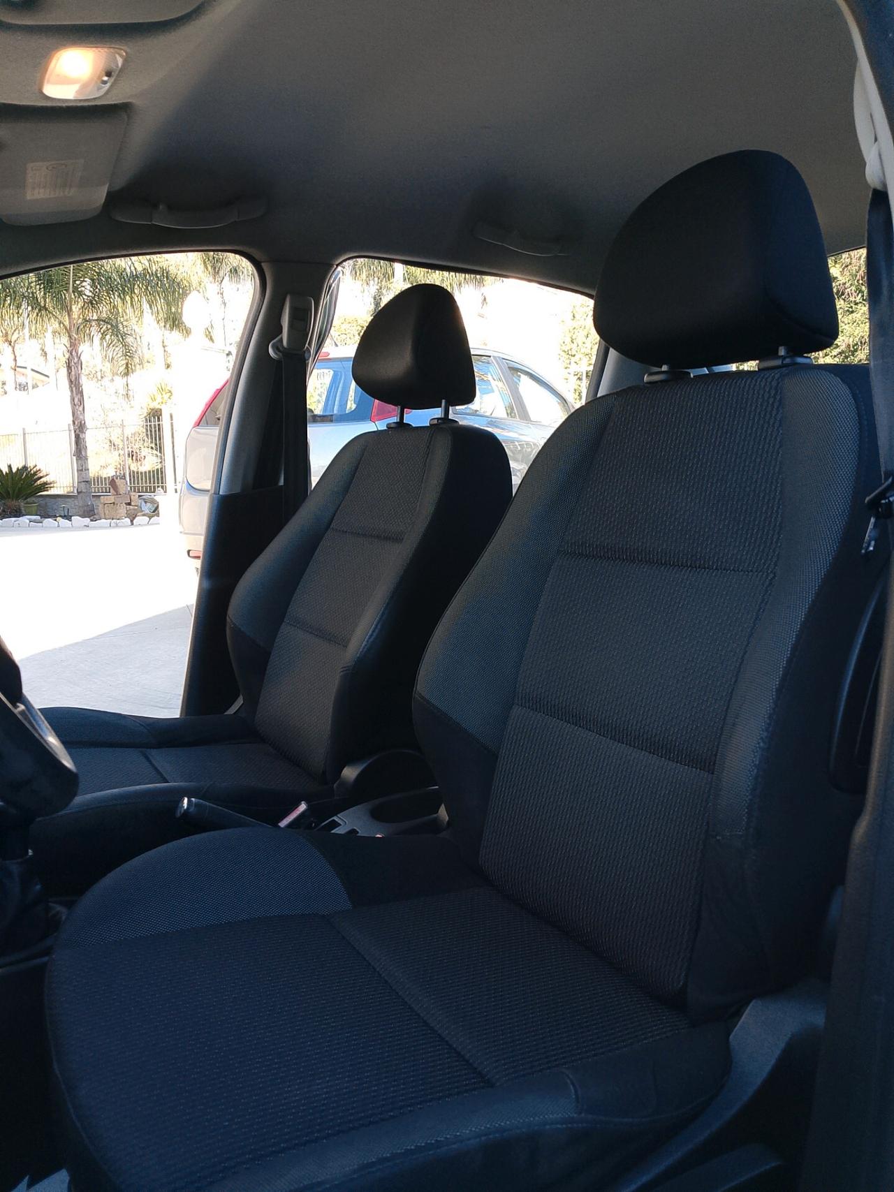 Peugeot 207 1.4 HDi 70CV 5p. X Line Business