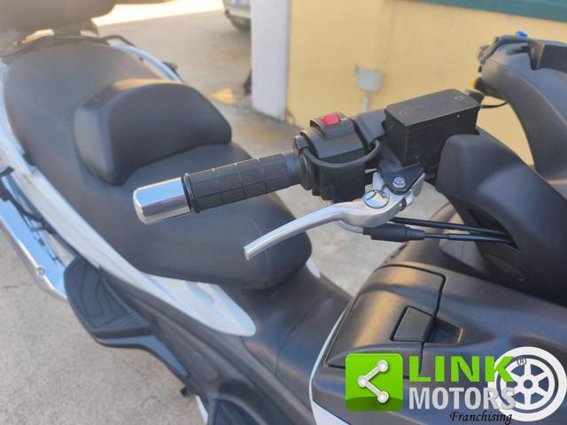 SUZUKI Burgman 650 AN