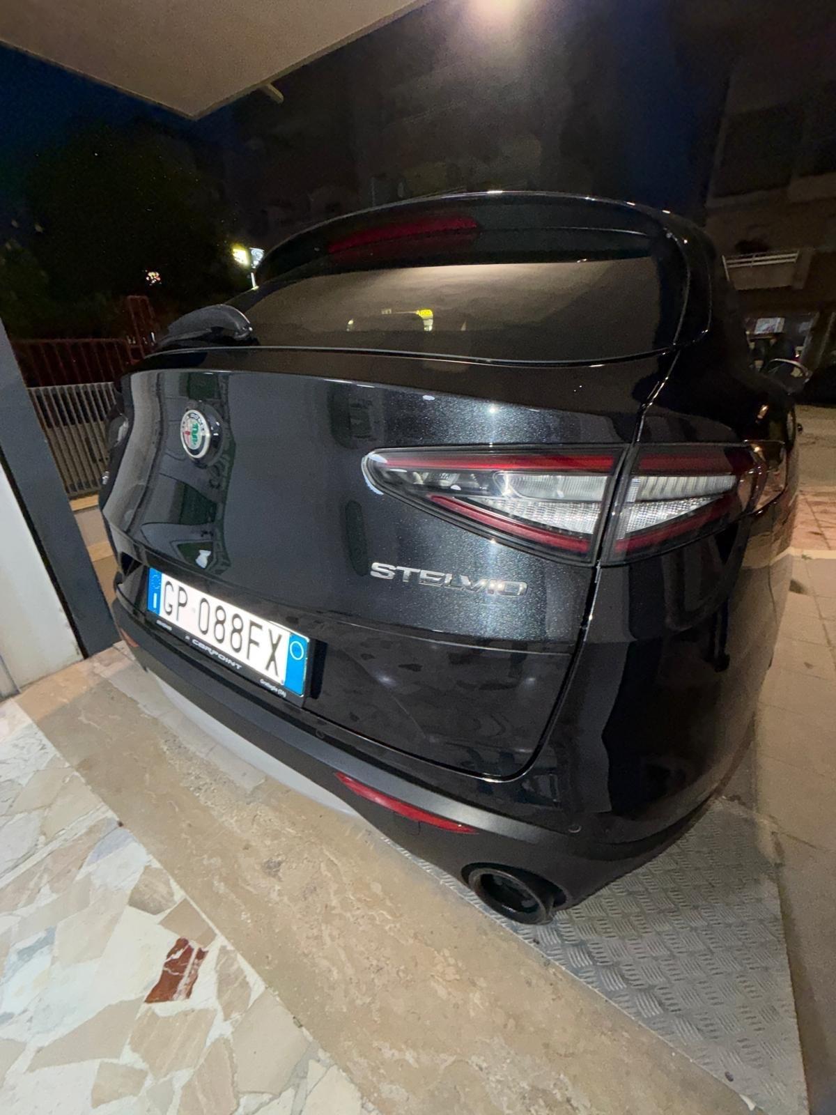 Alfa Romeo Stelvio 2.2 Turbodiesel 210 CV AT8 Q4 Ti
