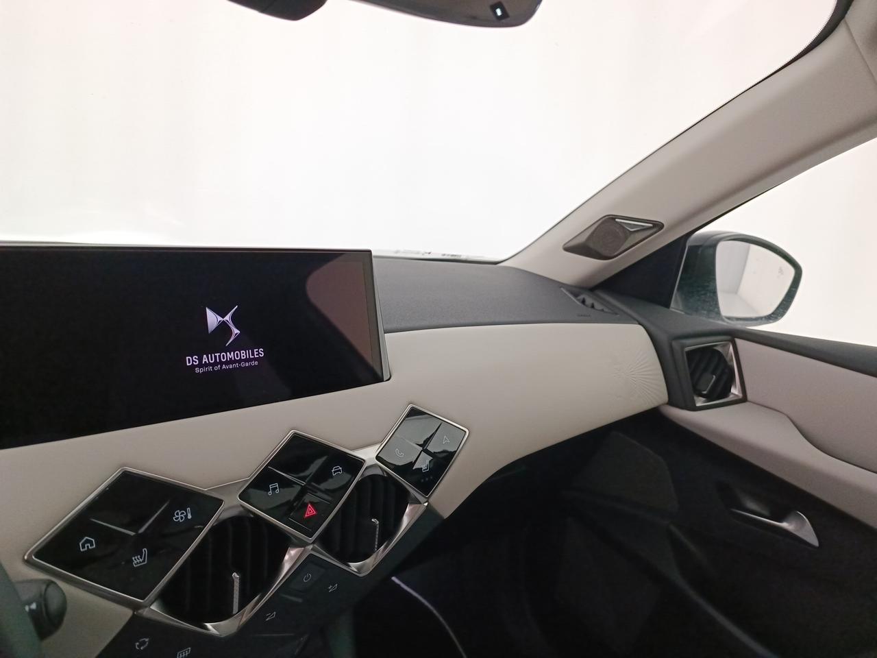 DS DS 3 Esprit de Voyage Puretech 130 cv automatico