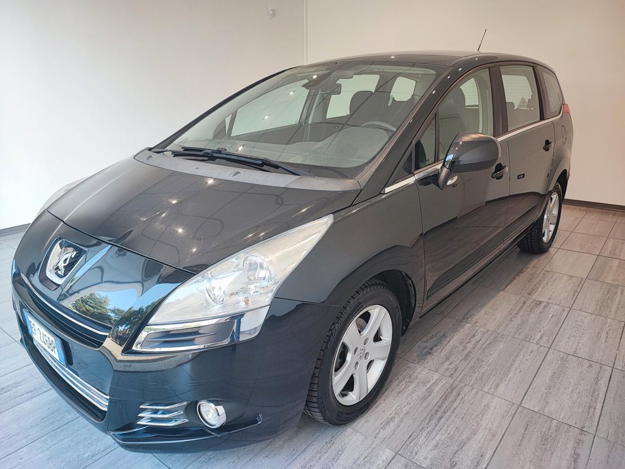 Peugeot 5008 1.6 HDi Business