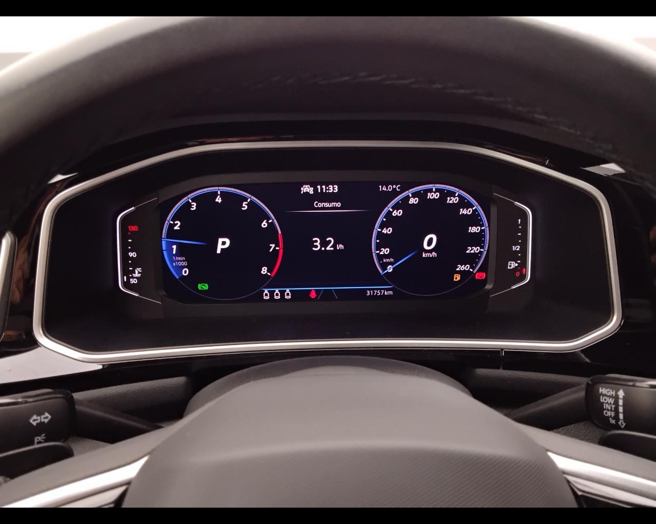 VOLKSWAGEN T-Roc I 2022 - T-Roc 1.5 tsi R-Line dsg