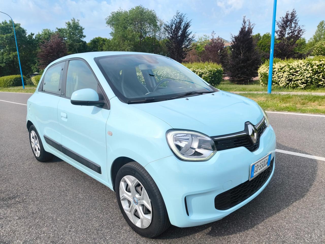 TWINGO ZEN ELETRIC-KM 48000-UNIPROPRIETARIO