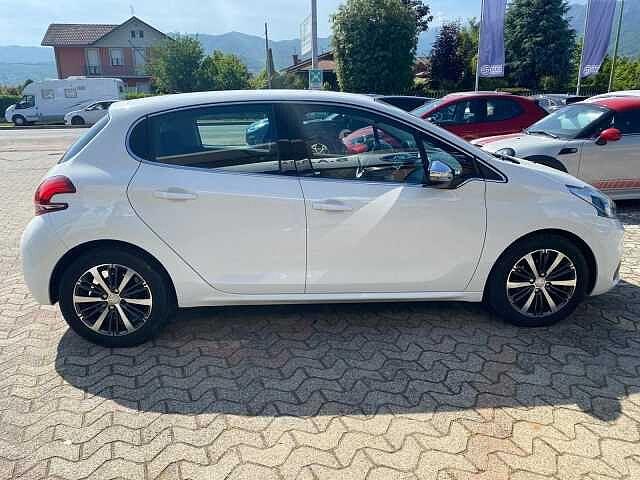 Peugeot 208 BlueHDi 100 5 porte Allure
