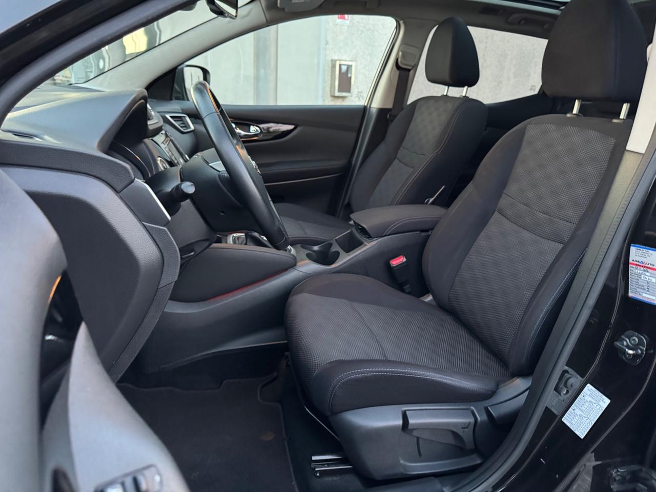 Nissan Qashqai 1.5 dCi Tekna 49.000km Gancio Traino