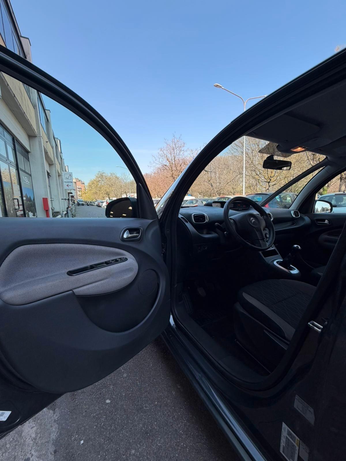 Citroen C3 Picasso 1.4 VTi 95 GPL airdream Seduction