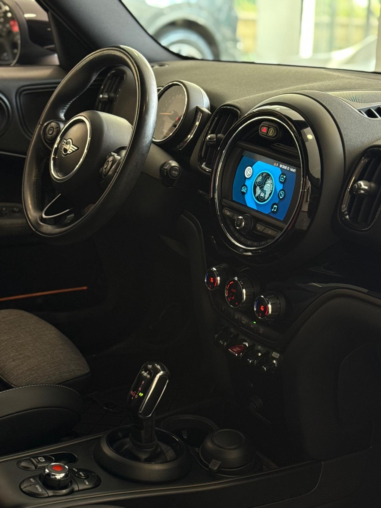 Mini Cooper D Countryman 1.5 One Business Automatica