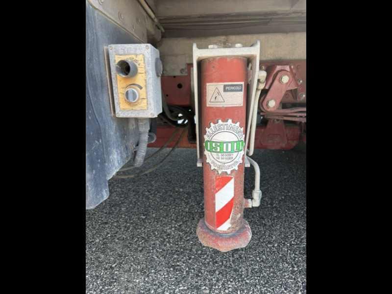 IVECO IveCo EuRo CarGo 120EL17 IsoLi2004