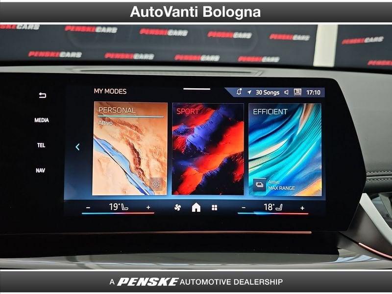 BMW iX1 eDrive 20 X-Line