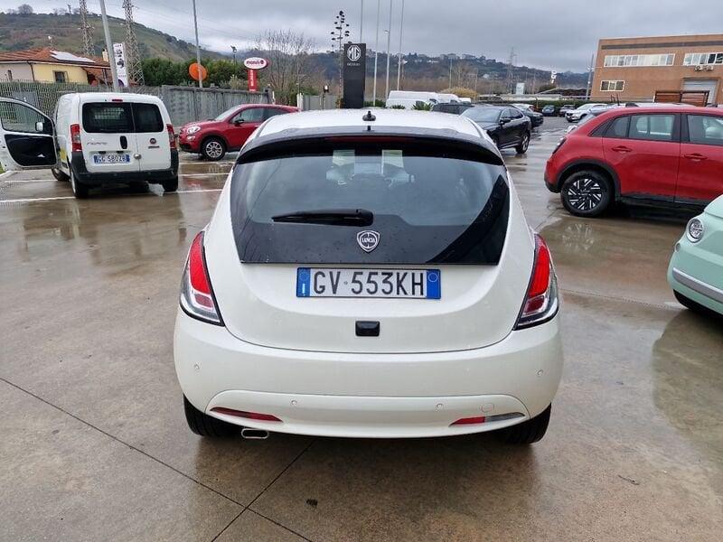 Lancia Ypsilon III 2021 1.0 firefly hybrid Platino s&s 70cv