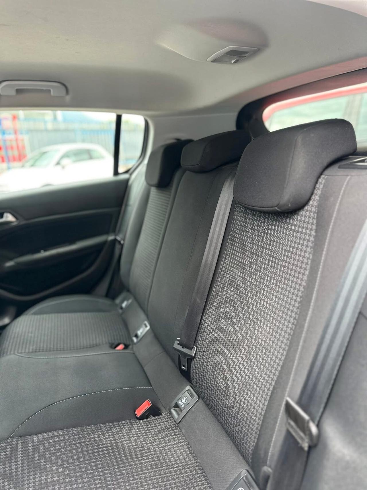 Peugeot 308 BlueHDi 100 S&S Business NEOPATENTATI