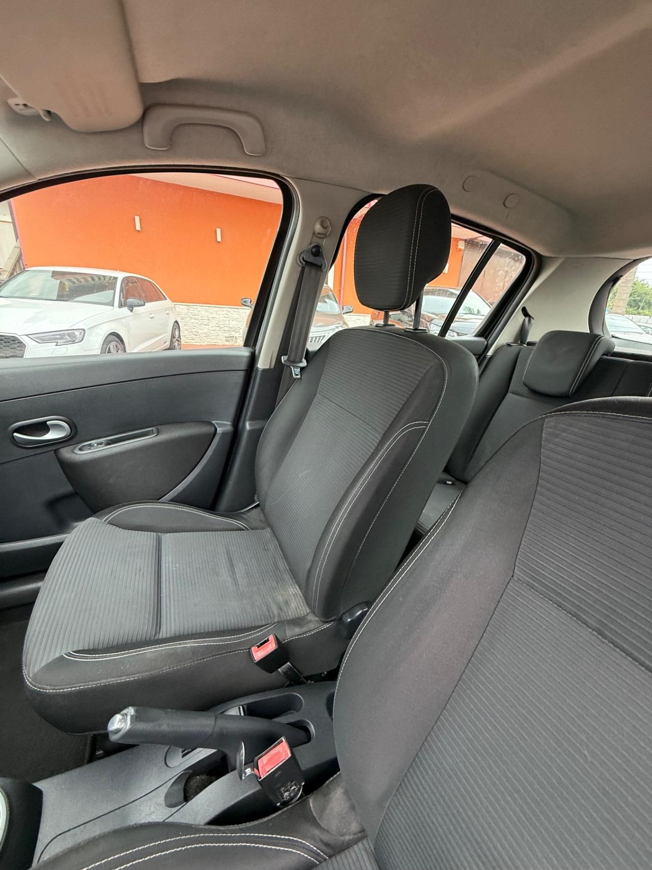 Renault Clio 1.2 16V 3 porte GPL Dynamique